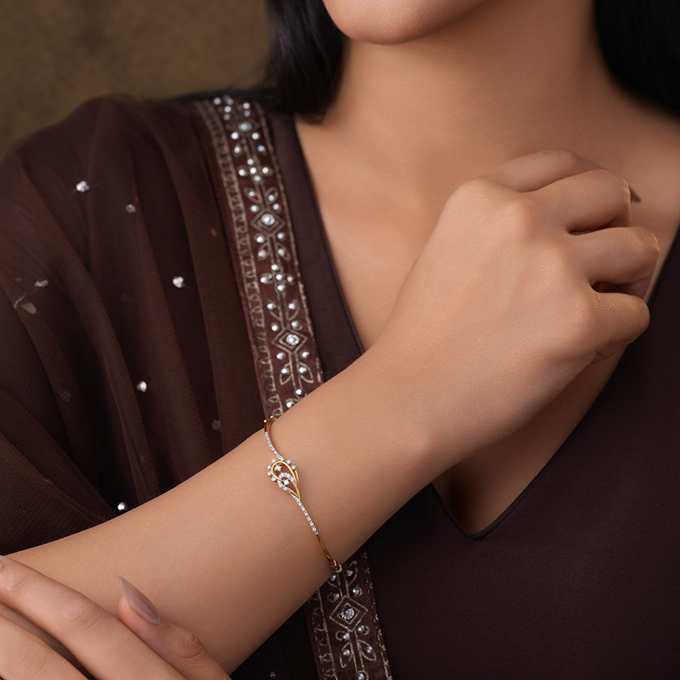 Imperial Crest Diamond Bracelet