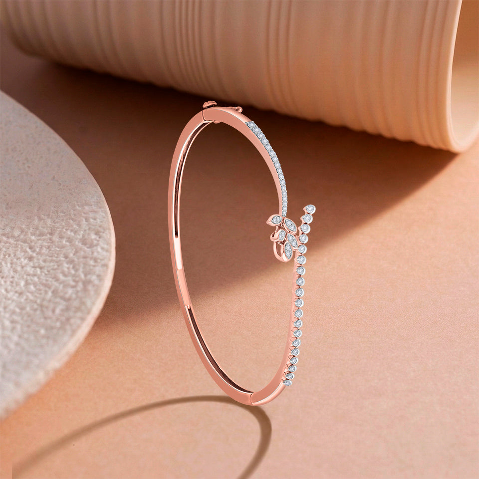 Leafy Link Diamond Bracelet