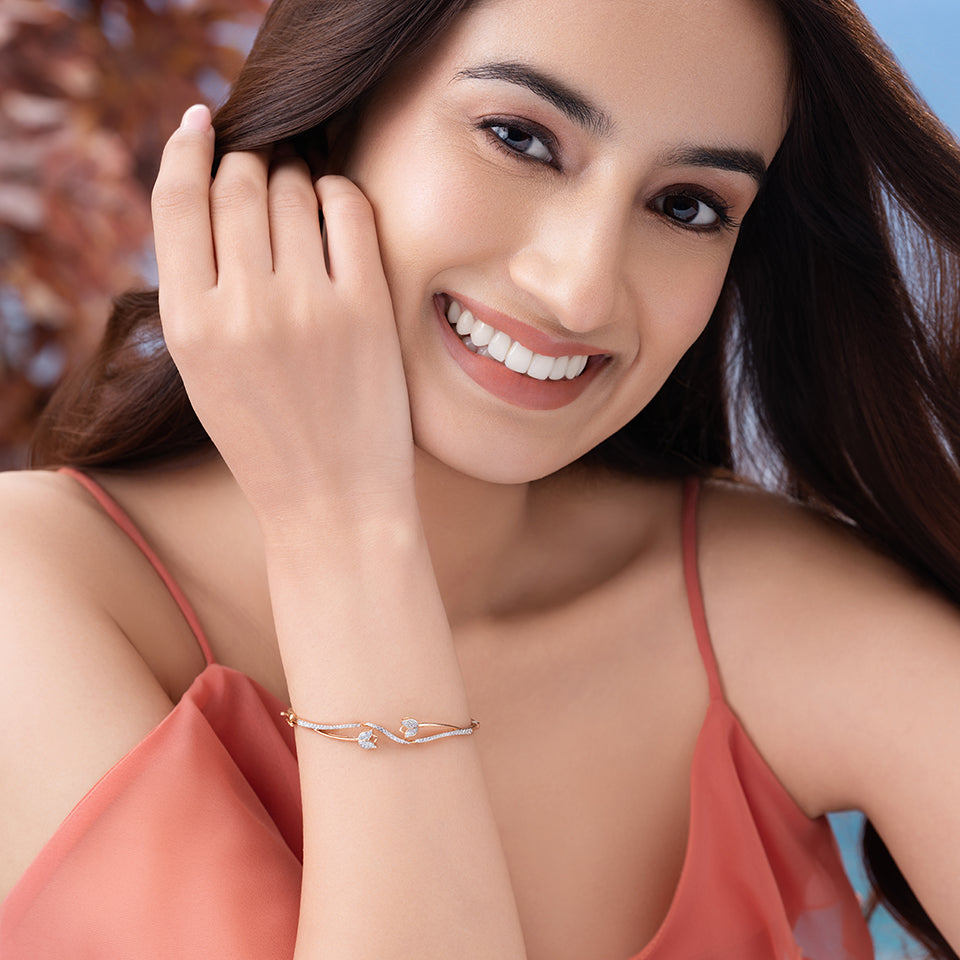 Lotus Veil Diamond Bracelet