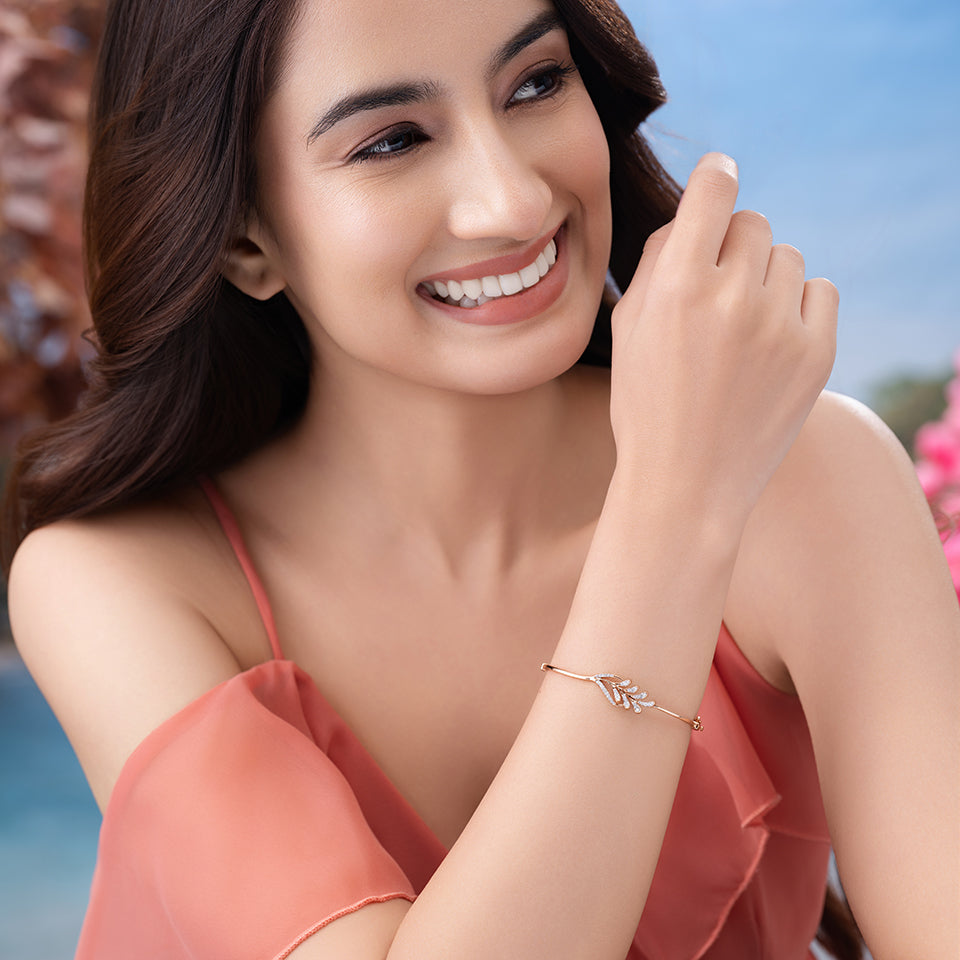 Shining Spirit Diamond Bracelet