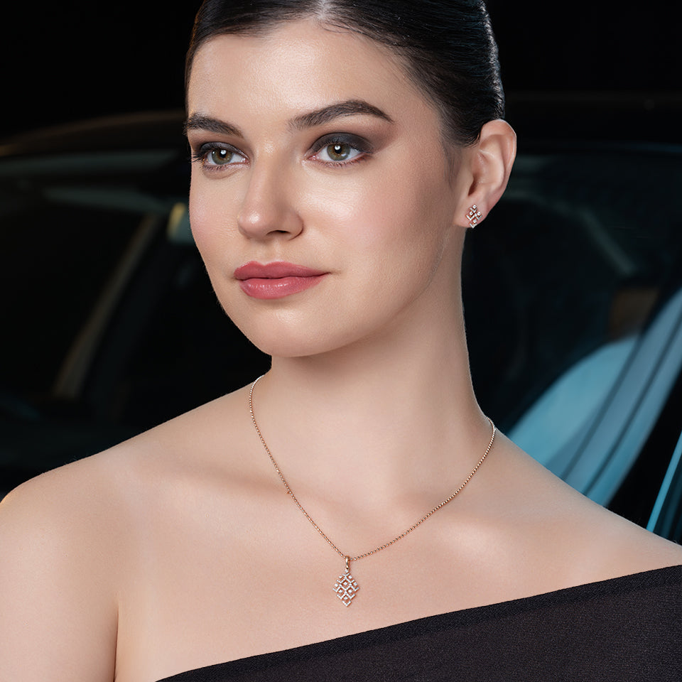 Winter Fall Diamond Pendant Set