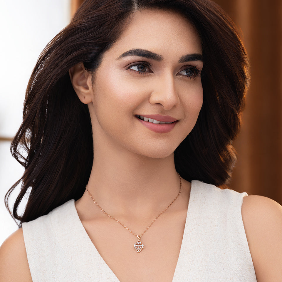 Stunning Solitaire Diamond Chain Pendant