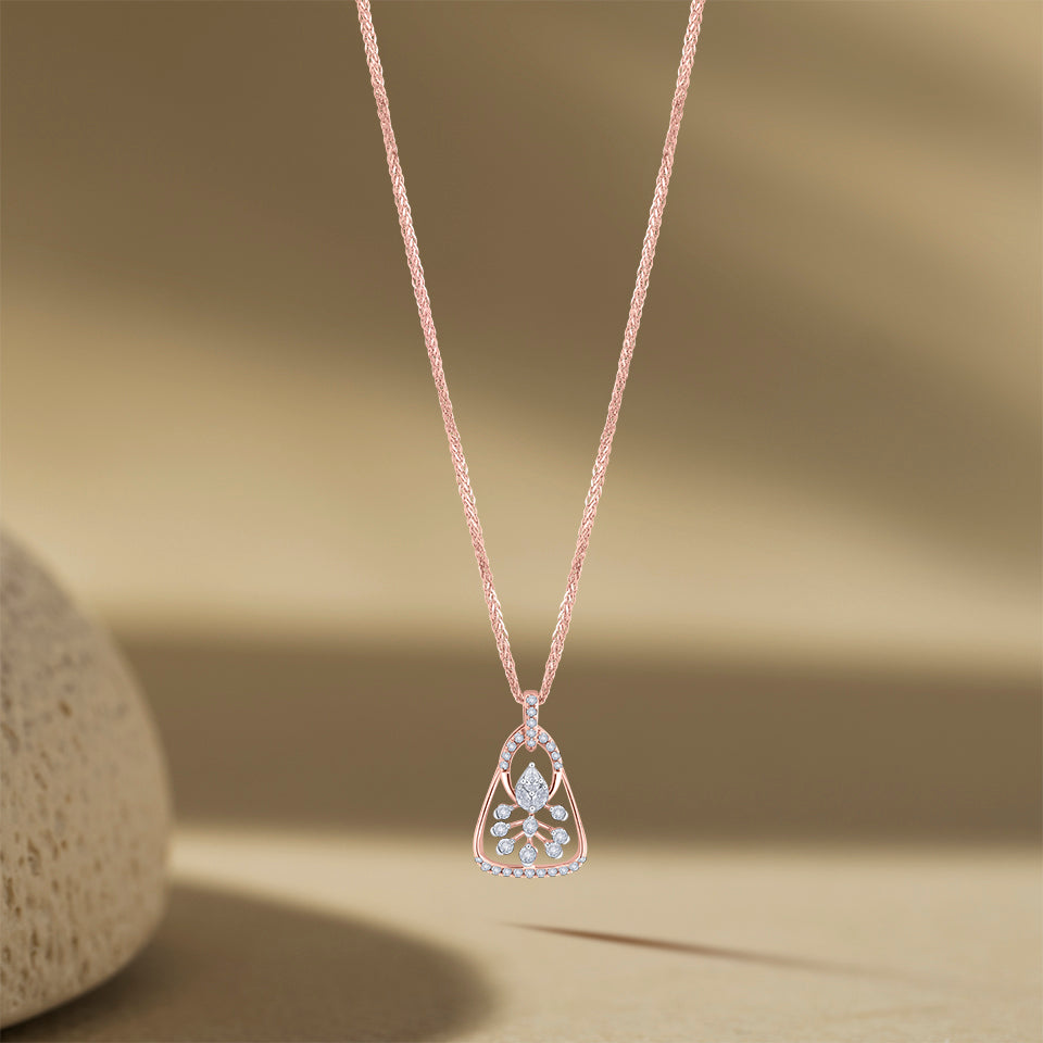 Luminous Crest Diamond Chain Pendant