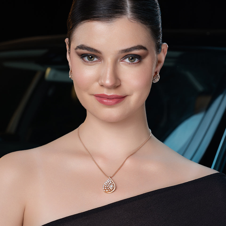 Stunning Symphony Diamond Pendant Set