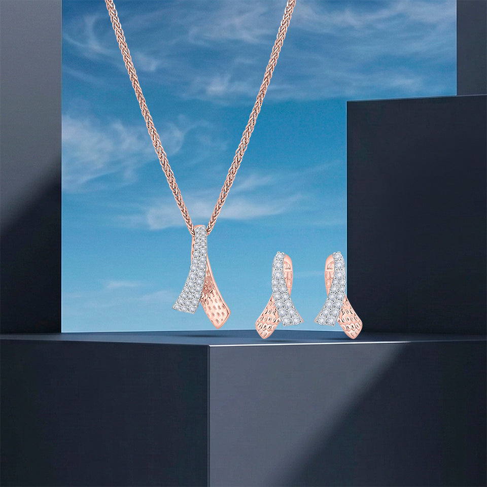Starlight Twist Diamond Pendant Set