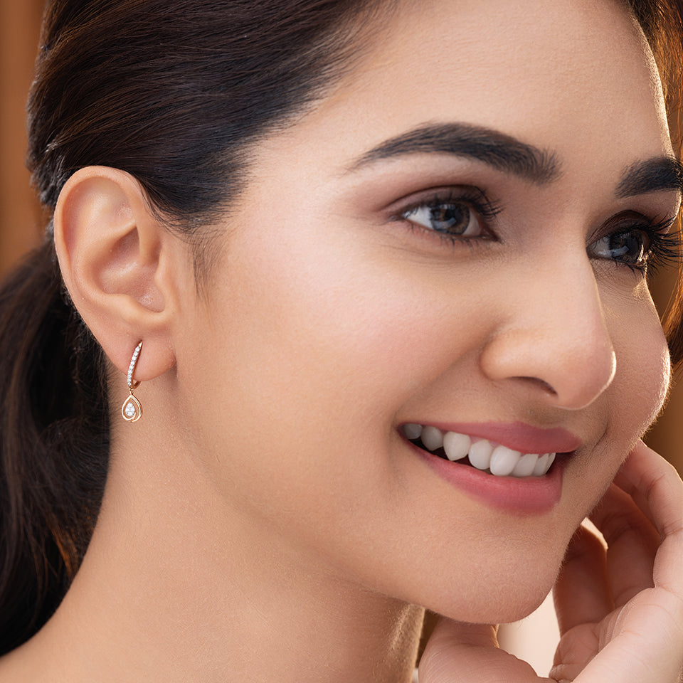 Dangling Drop Diamond Earrings