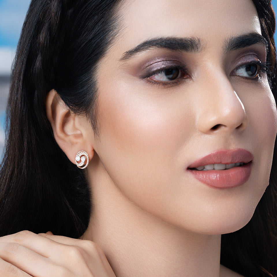 Vibrant Vertex Diamond Earrings