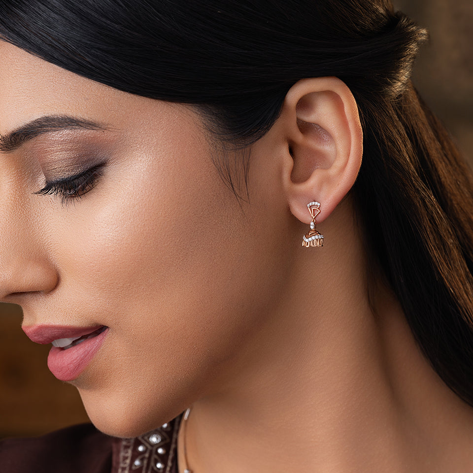 Aesthetic Arc Diamond Earrings
