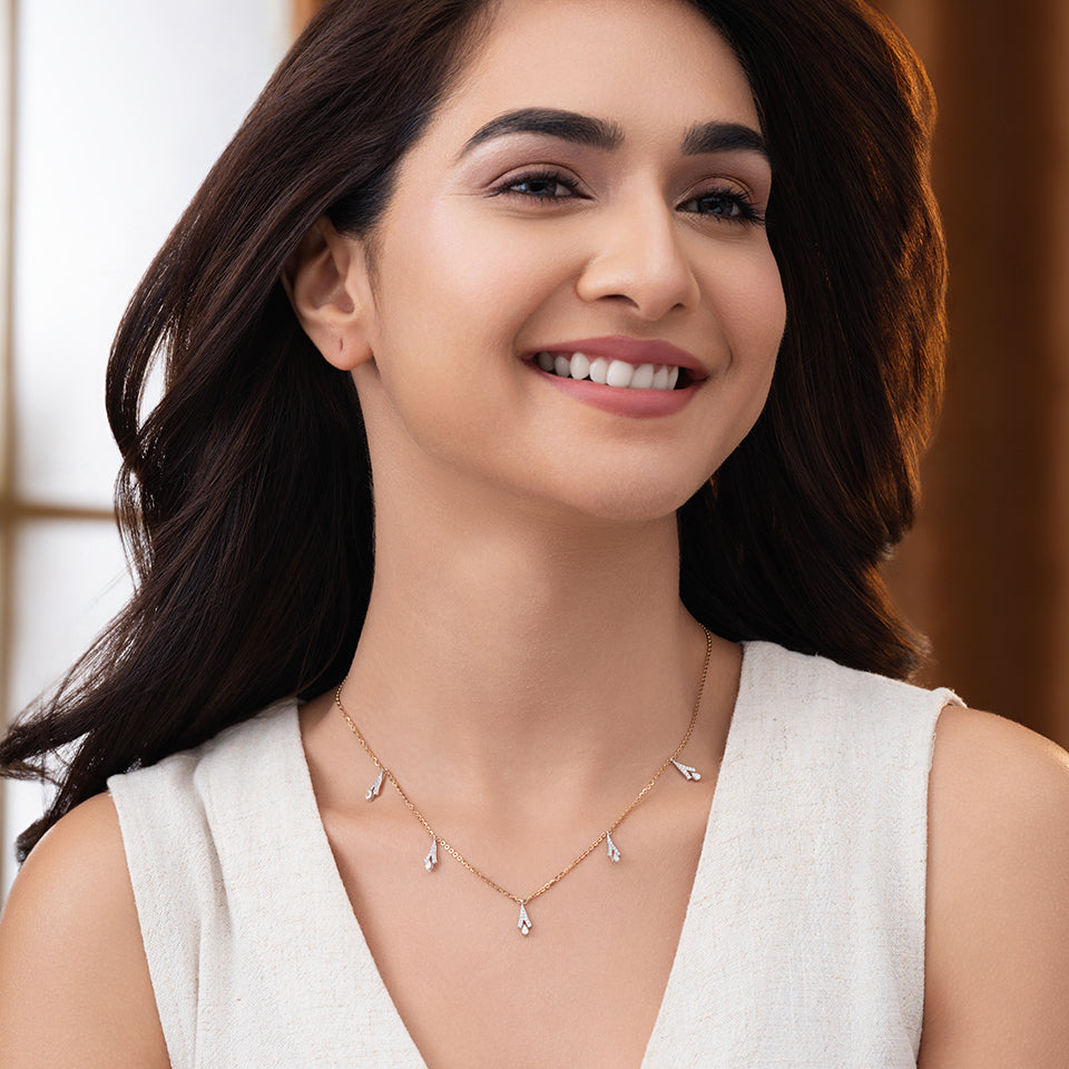 Ravishing Rhombus Motifs Diamond Necklace
