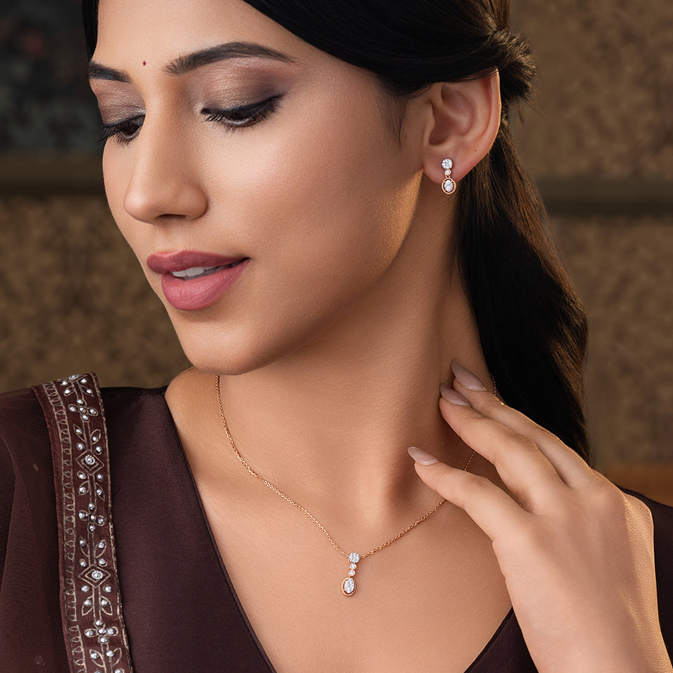 Regal Ovals Diamond Necklace Set