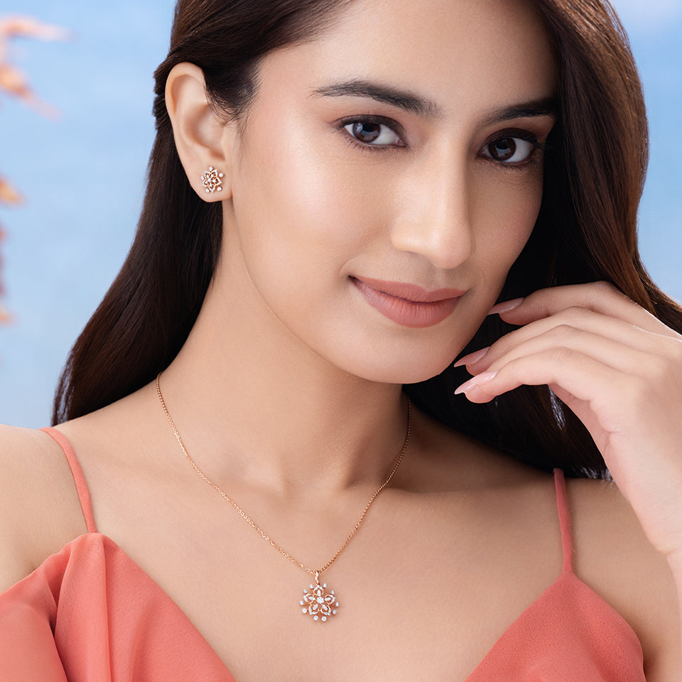 Shining Snowflake Diamond Necklace Set