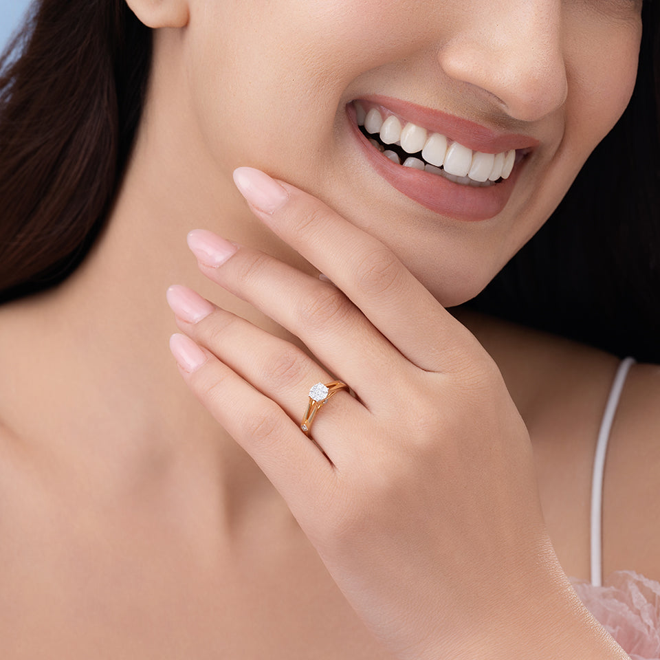 Prism Peak Diamond Finger Ring
