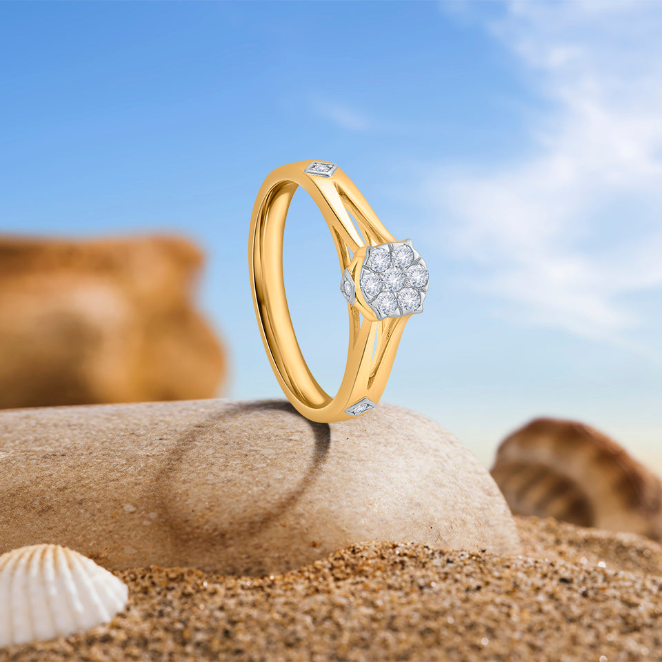 Prism Peak Diamond Finger Ring