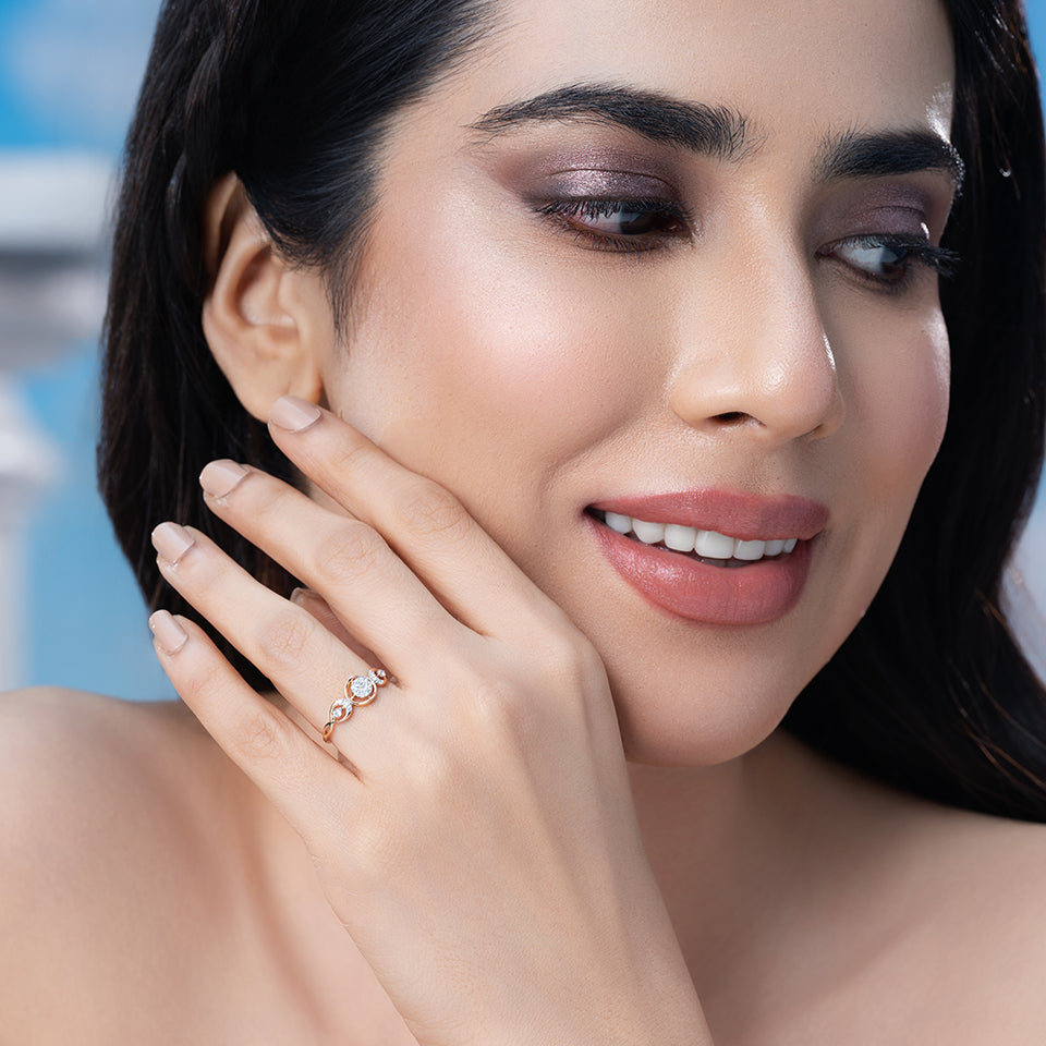 Trio Crest Diamond Finger Ring