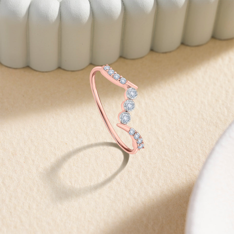 Radiant Chevron Diamond Finger Ring