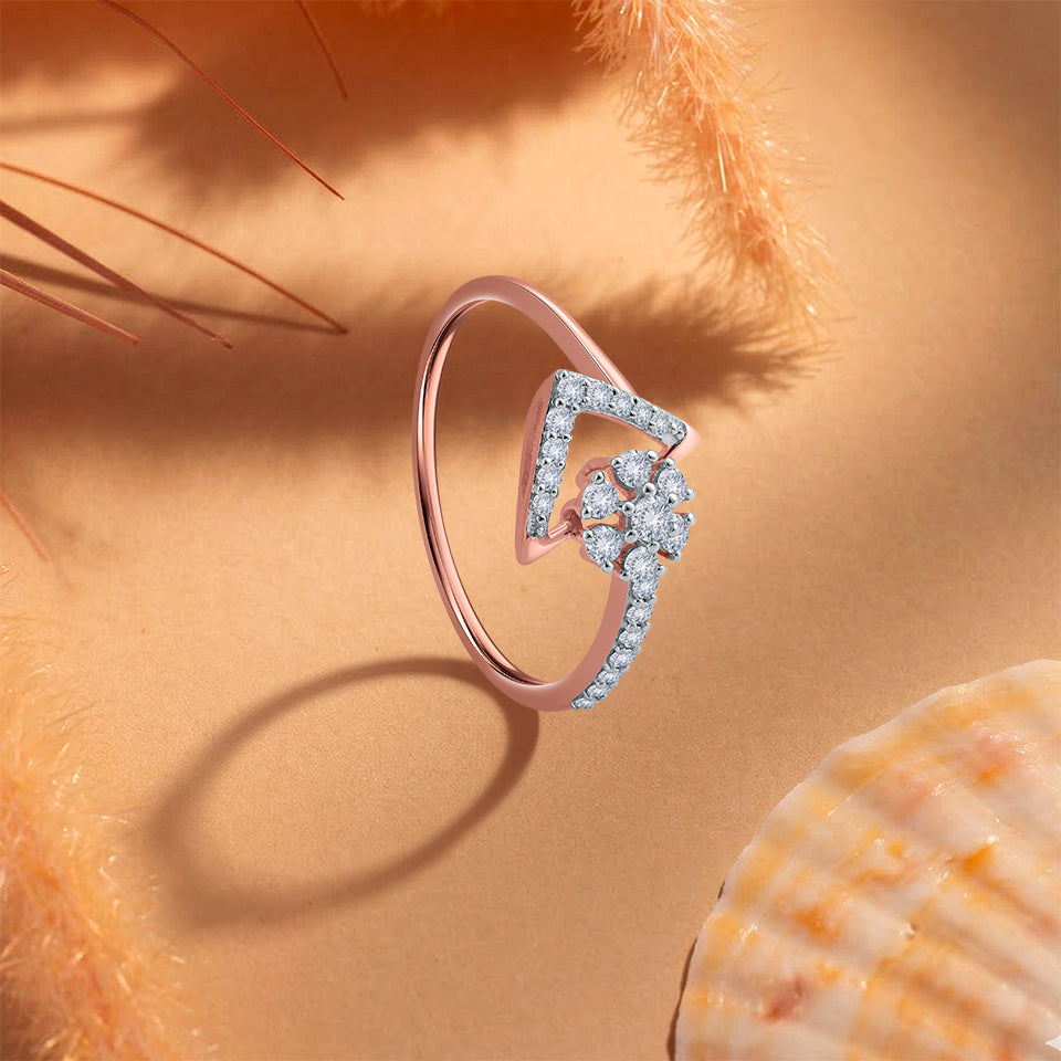 Petal Prism Diamond Finger Ring
