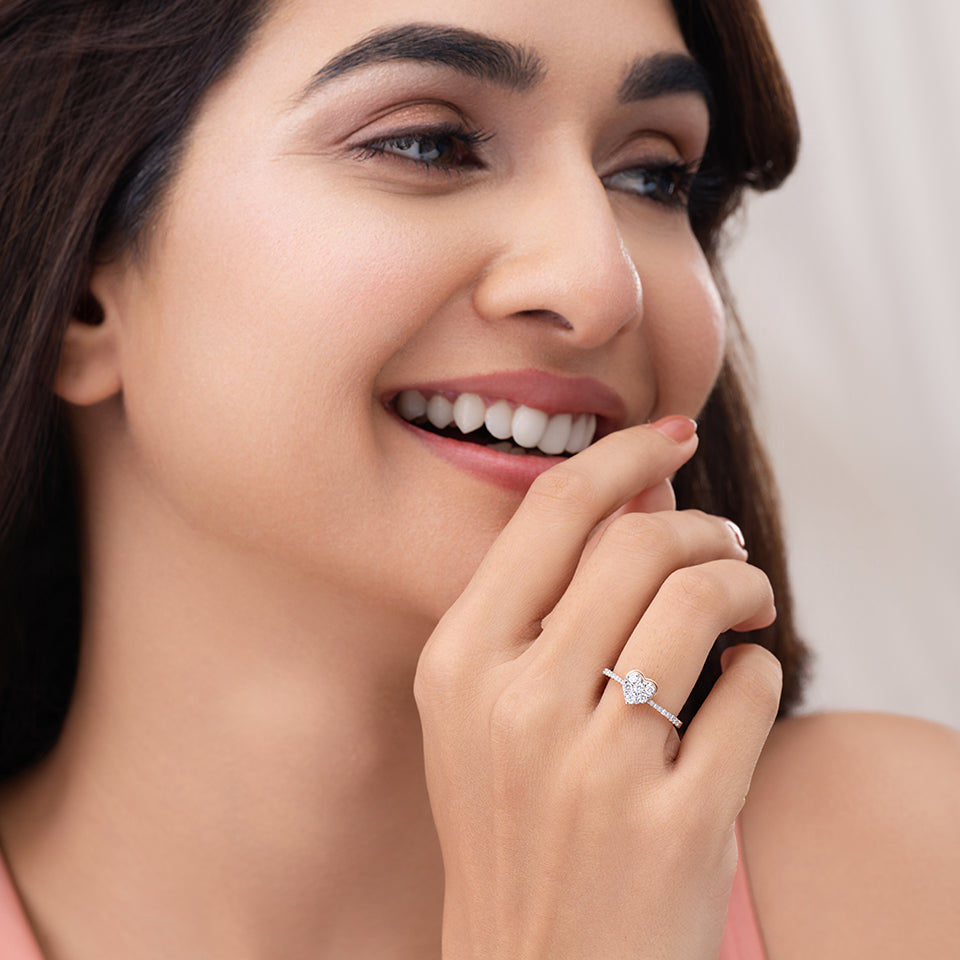 Shining Heart Diamond Finger Ring