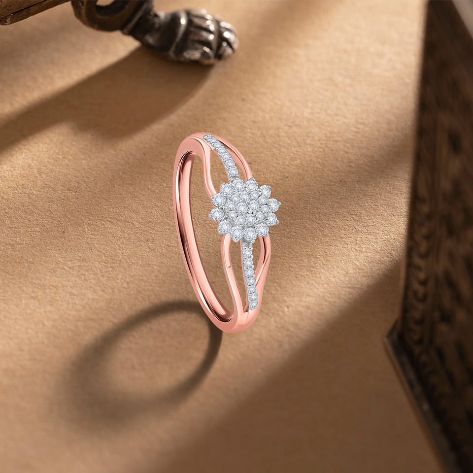 Floral Crest Diamond Finger Ring