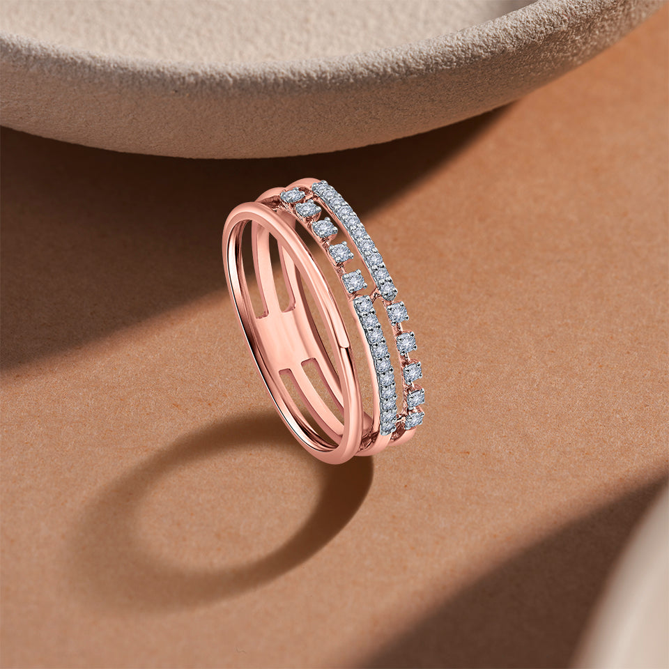 Stunning Symphony Diamond Finger Ring