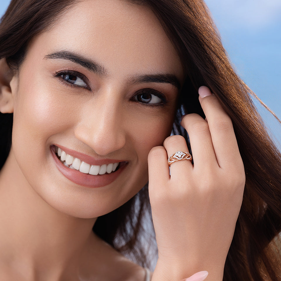 Radiant Filigree Diamond Finger Ring