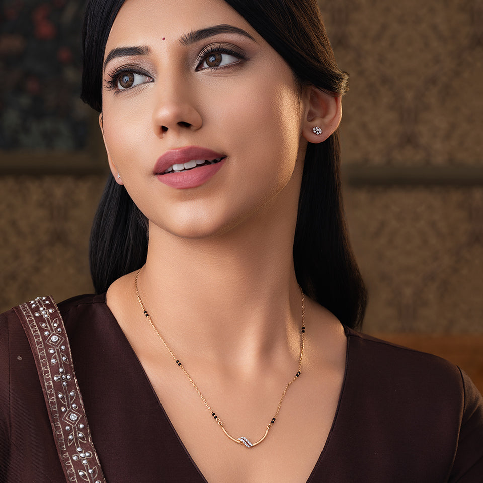 Shining Dual Swirl Diamond Mangalsutra