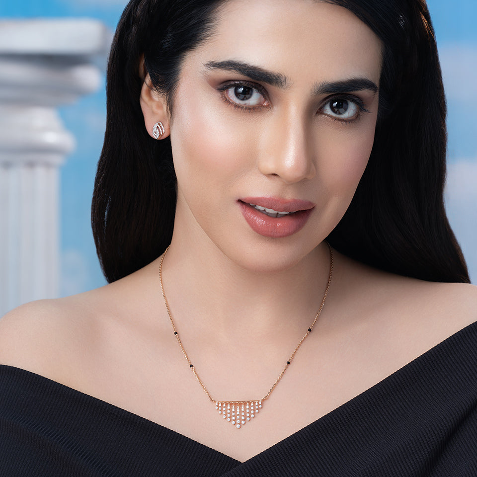 Topnotch Triangle Diamond Mangalsutra