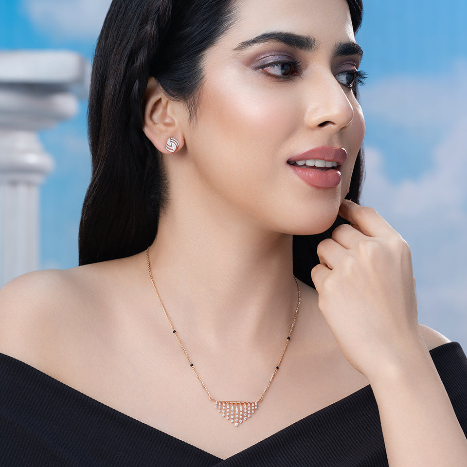 Topnotch Triangle Diamond Mangalsutra