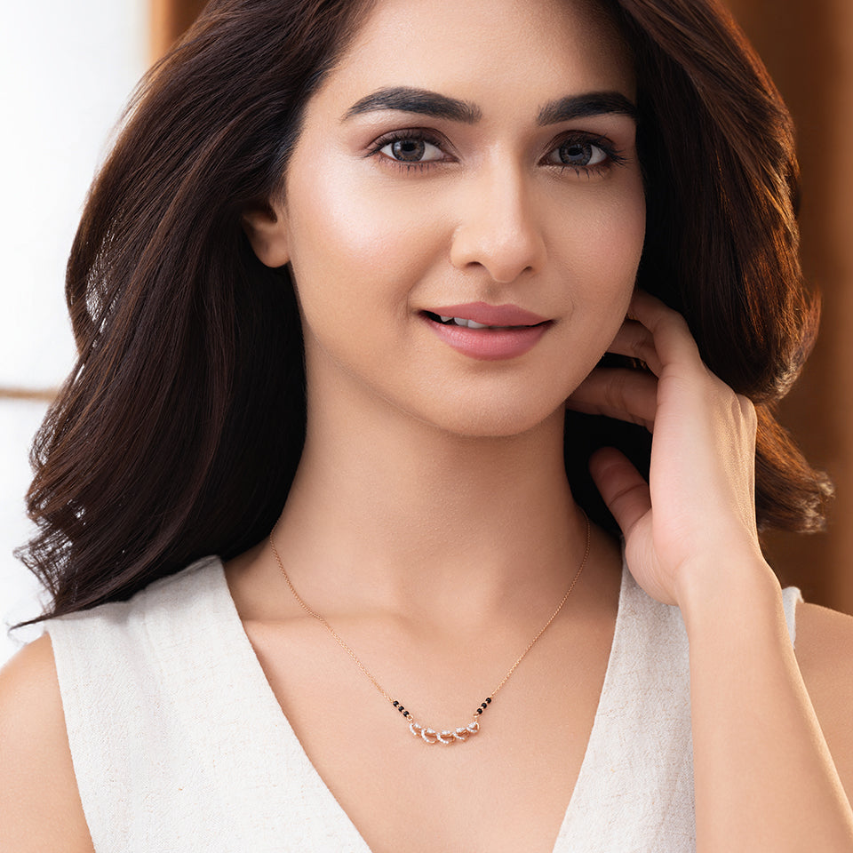 Shimmering Wave Diamond Mangalsutra