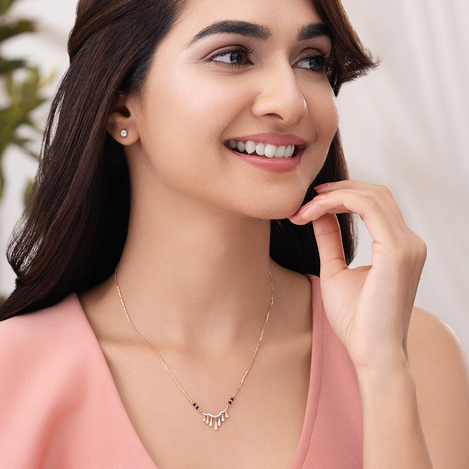 Linear Lustre Diamond Mangalsutra