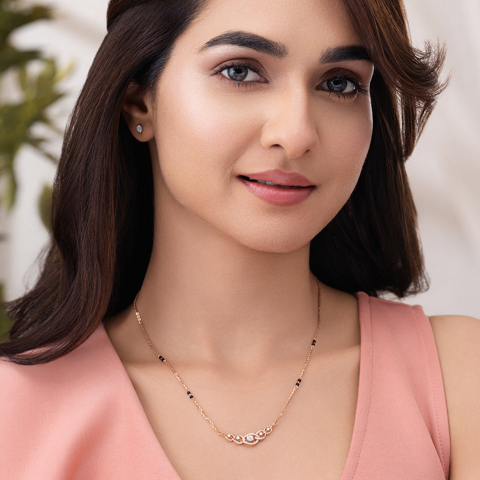 Lustrous Ovals Diamond Mangalsutra