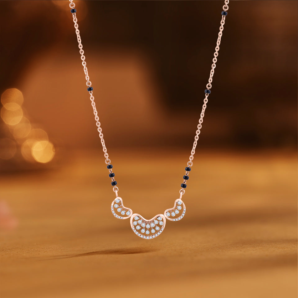 Glimmering Ripples Diamond Mangalsutra