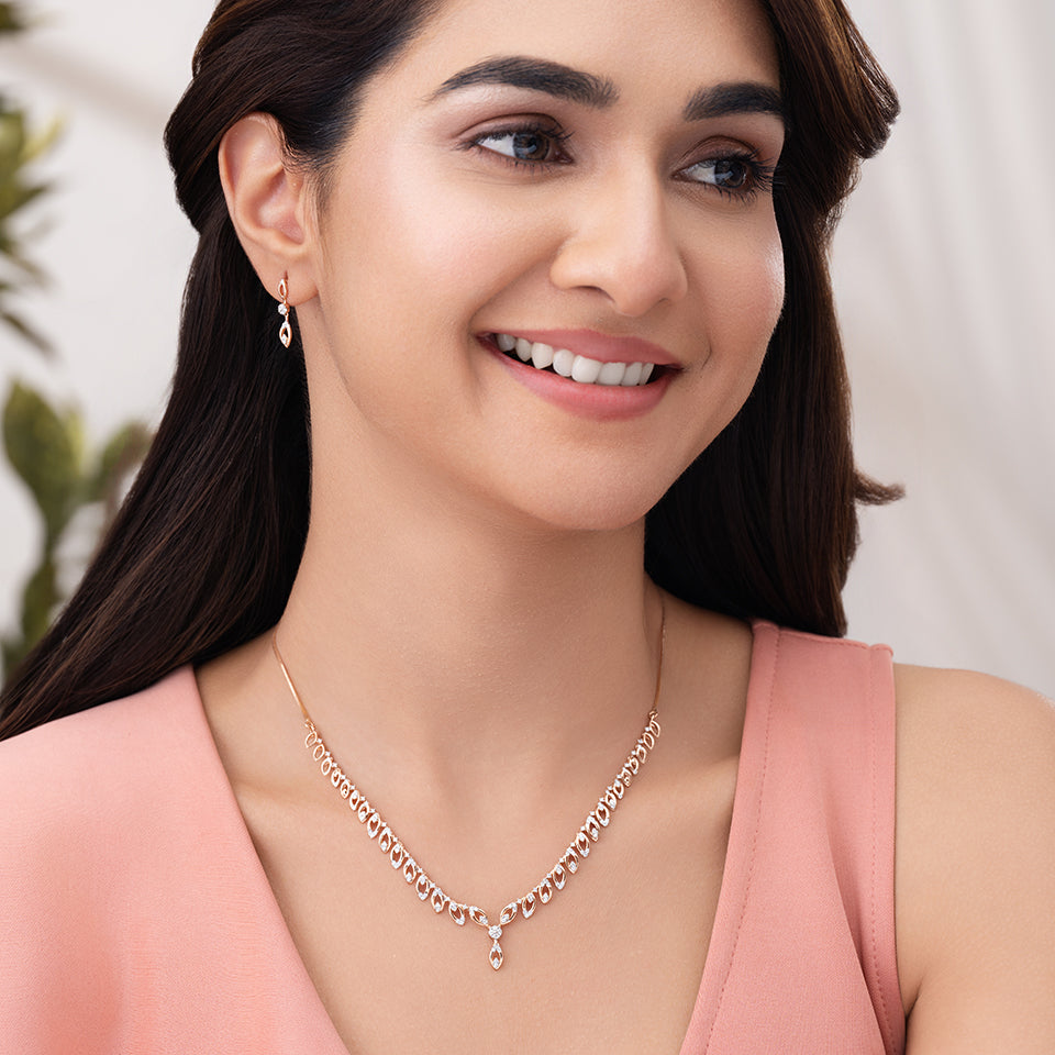 Graceful Petals Diamond Necklace Set