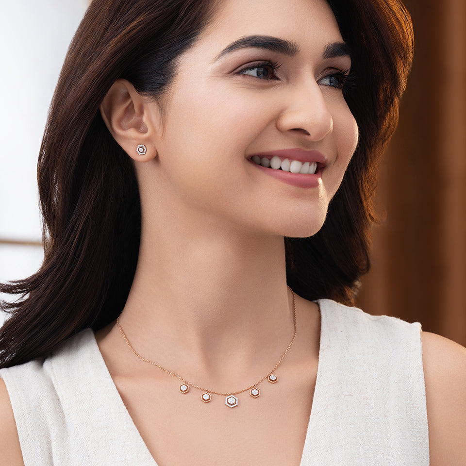 Hexagon Motifs Diamond Necklace Set