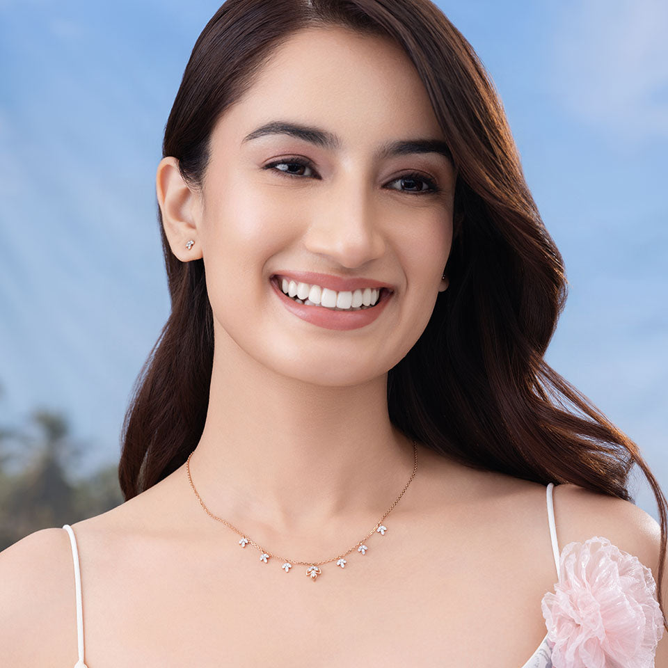 Rhythmic Leaflet Diamond Necklace Set