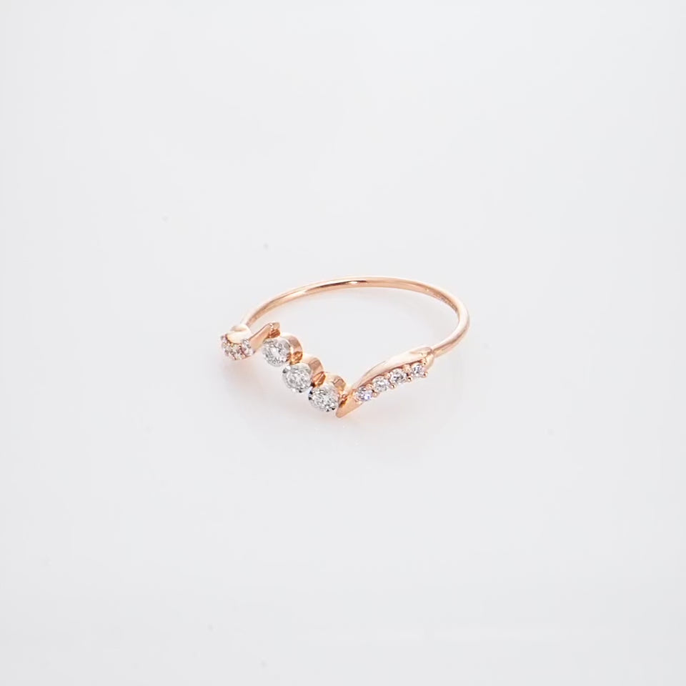 Radiant Chevron Diamond Finger Ring