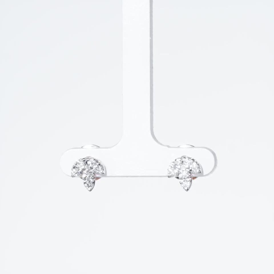 Rhythmic Leaflet Diamond Necklace Set
