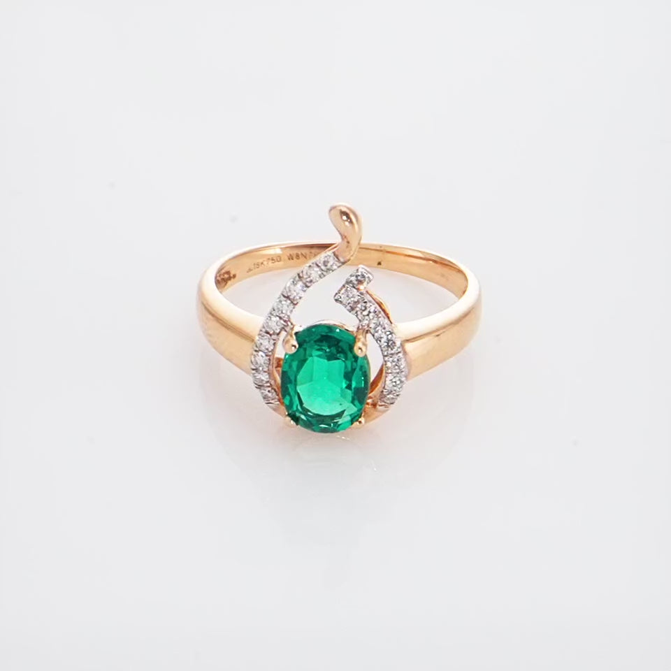 Emerald Crest Diamond Finger Ring