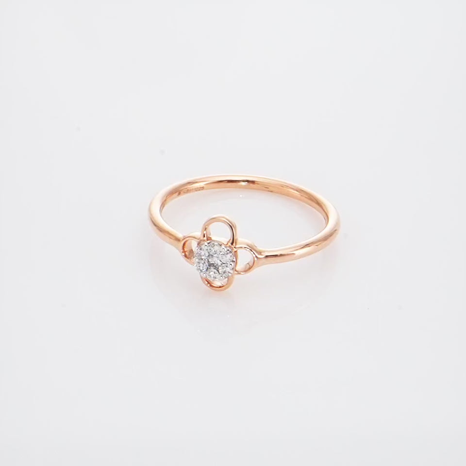 Petal Clover Diamond Finger Ring