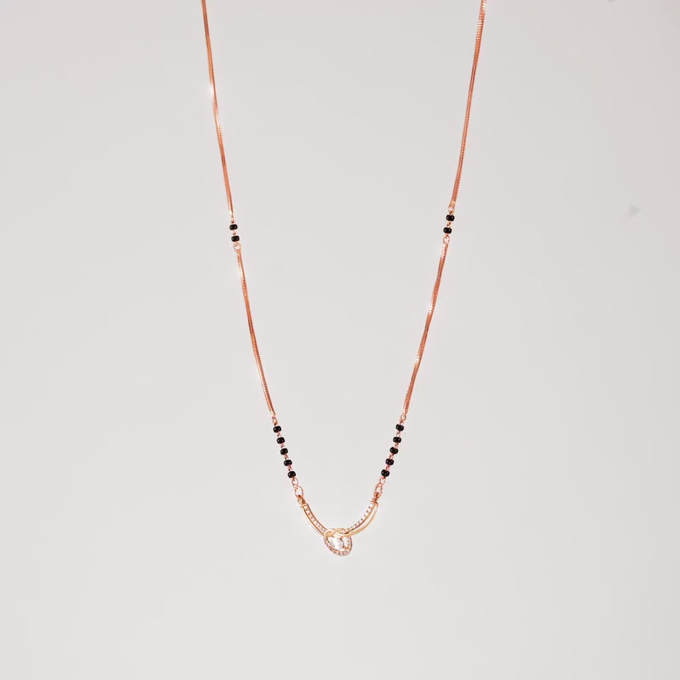 Graceful Arc Diamond Mangalsutra