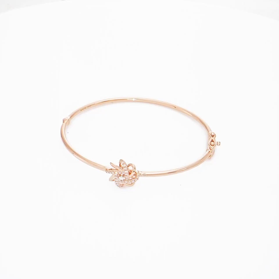 Solitaire Star Diamond Bracelet