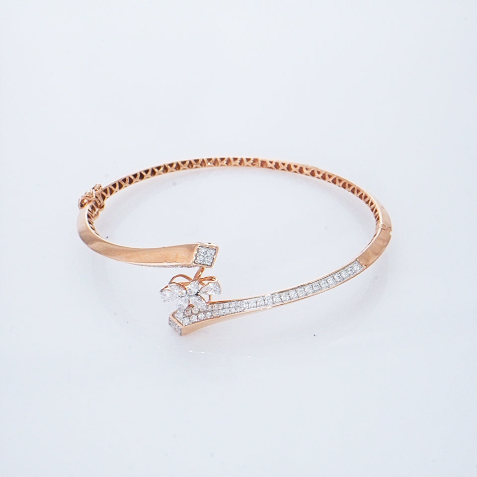 Floral Link Diamond Bracelet